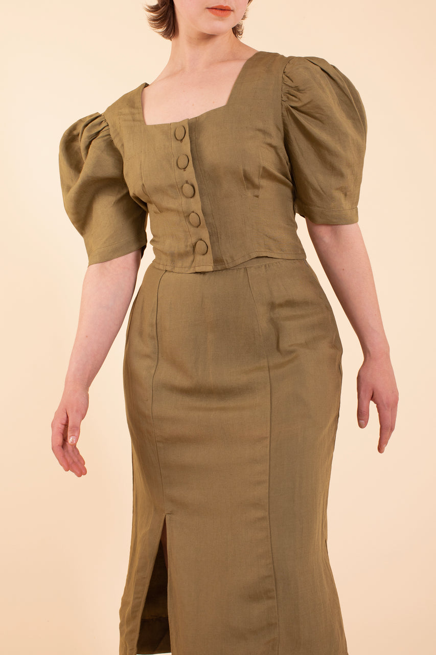 Eyre Blouse - HKM - Moss Linen