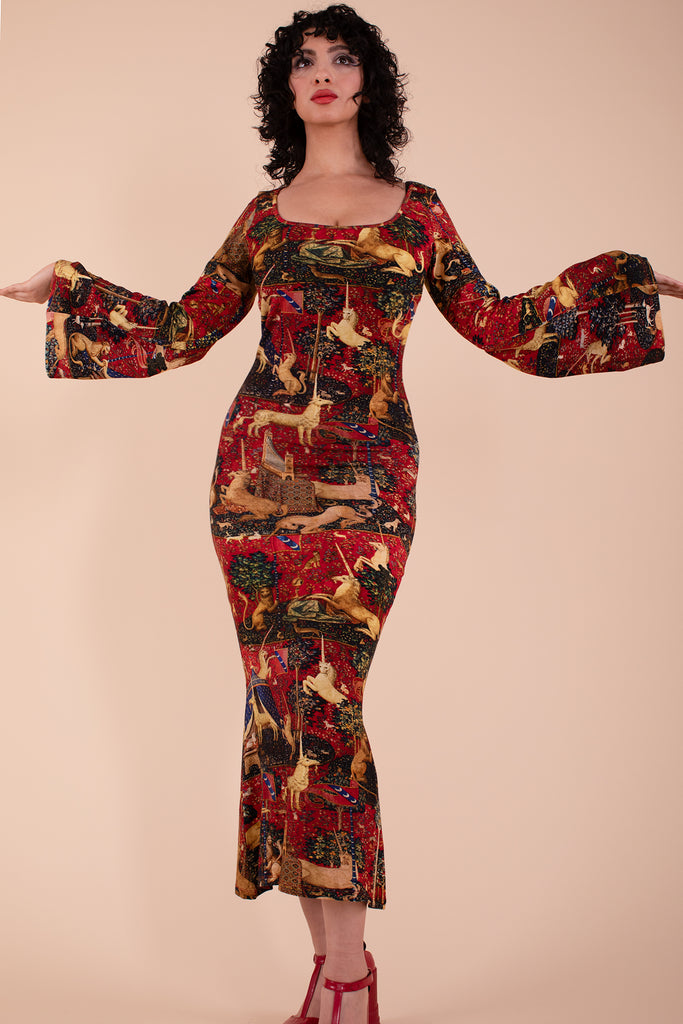 Belladonna Dress - Red Tapestry