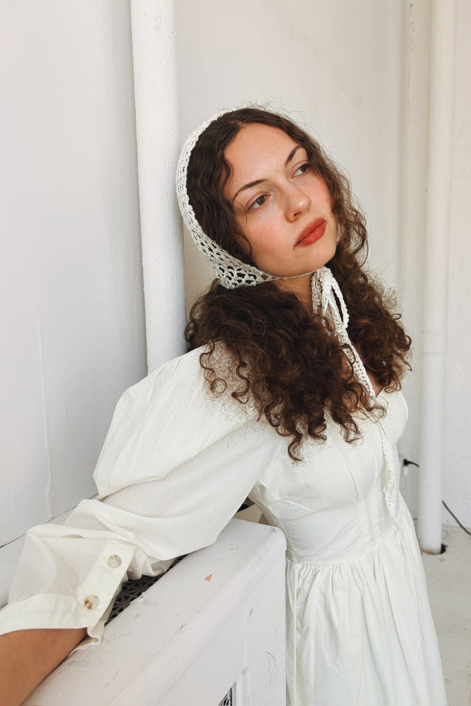 Arachne Bonnet - White