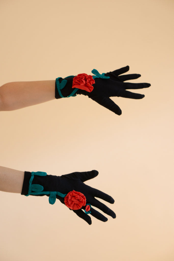 Persephone Gloves - Black Velvet